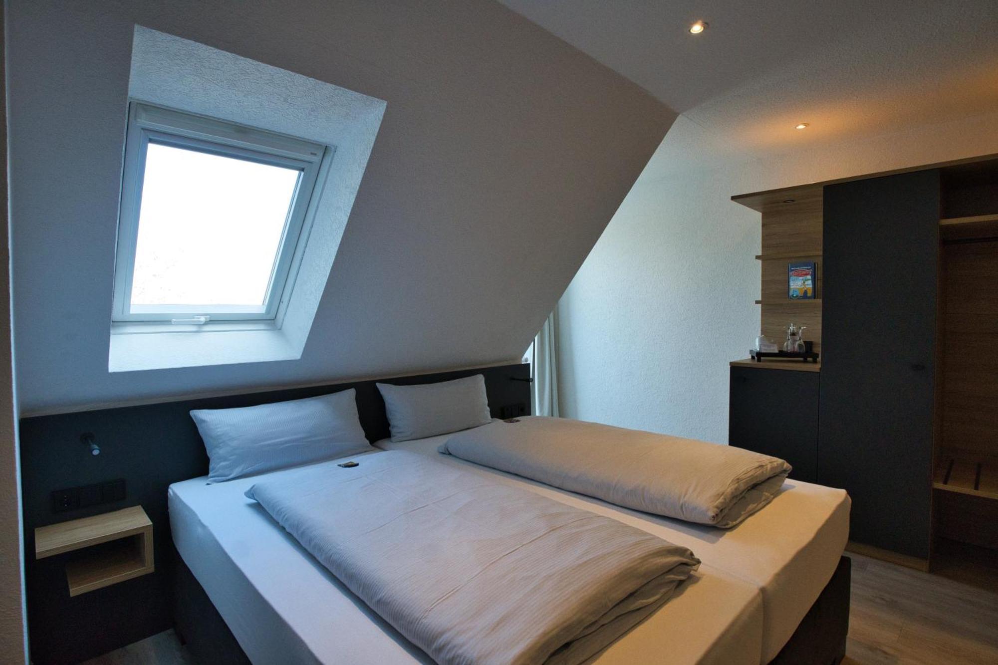 Meerzeit Strandhotel Neuharlingersiel Ngoại thất bức ảnh