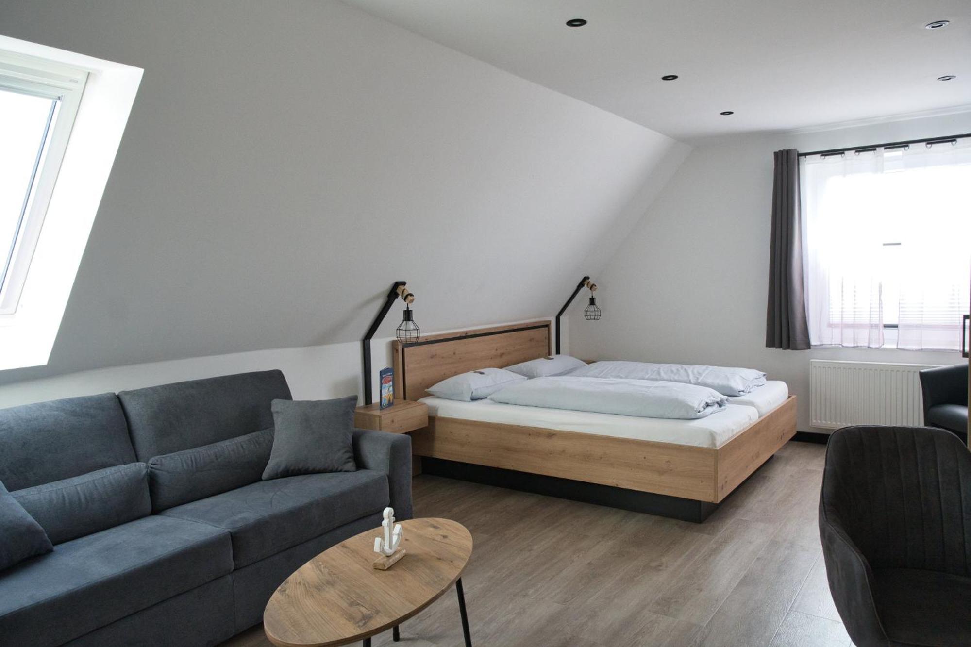 Meerzeit Strandhotel Neuharlingersiel Ngoại thất bức ảnh
